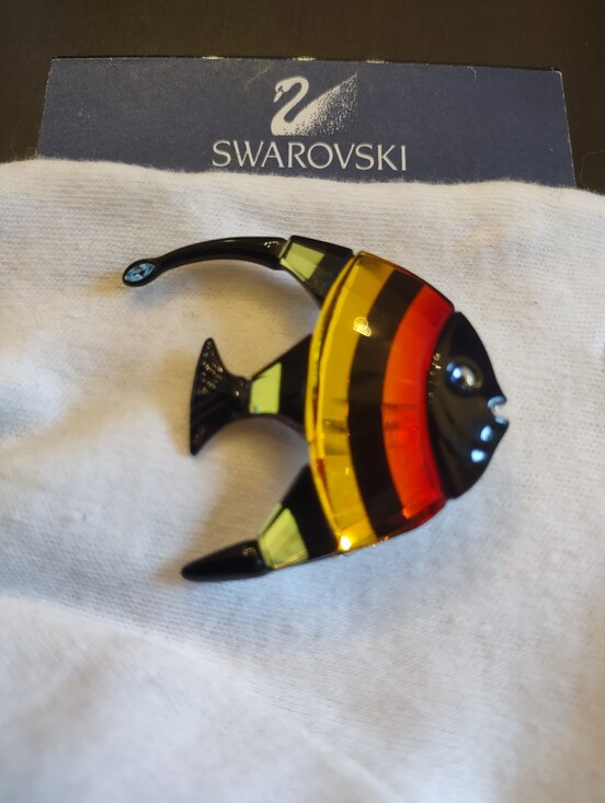Swarovski Jewelry - Vintage Swarovski Angelfish Brooch